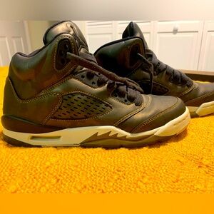 Air Jordan 5 Retro Heiress 6.5Y Camo GS Sneaker 919710-030